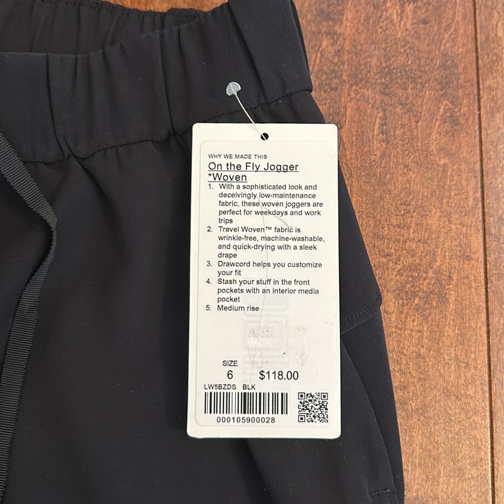 Lululemon Black On The Fly Jogger Pants Sz 6 - Picture 7 of 7